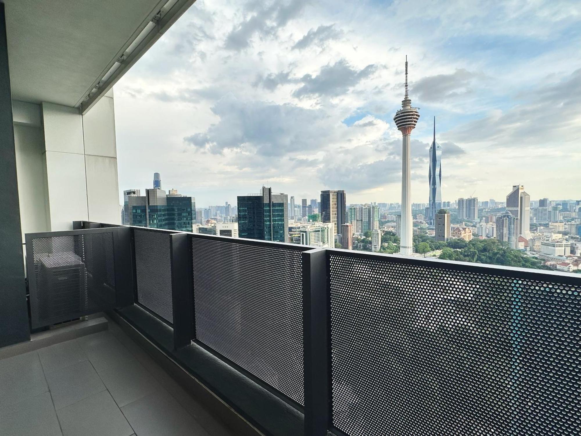 The Platinum 2 By Collective Haus Apartment